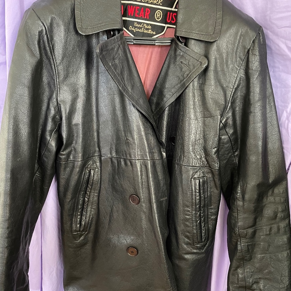 Men's 3/4 length black leather vintage jacket